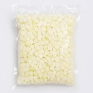 Cebolla pelada cubo