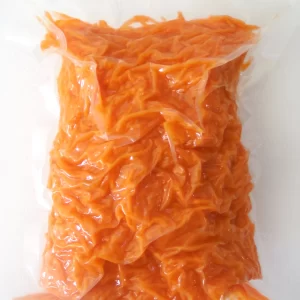 Zanahoria pelada rallada